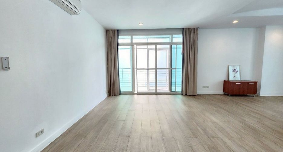 ให้เช่า 4 ห้องนอน คอนโด ใน วัฒนา, กรุงเทพฯ