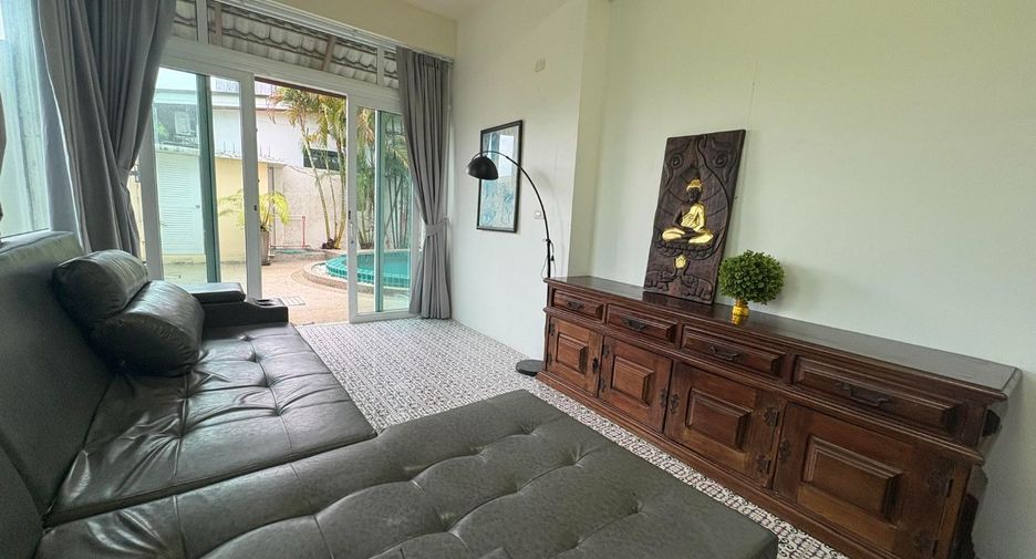For rent 4 bedrooms villa in Mueang Phuket, Phuket