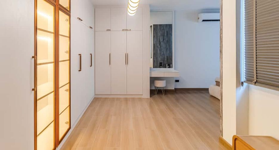 For sale 5 bedrooms house in San Sai, Chiang Mai