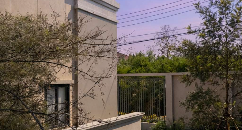 For rent and for sale 4 bedrooms house in Hang Dong, Chiang Mai