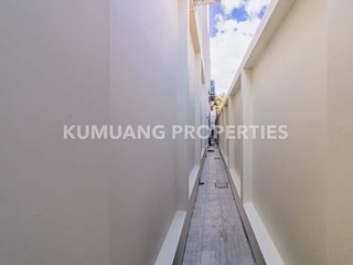 For sale 5 bedrooms house in Mueang Chiang Mai, Chiang Mai