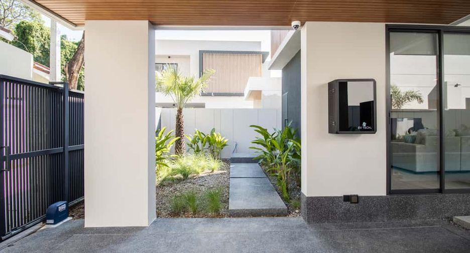 For sale 3 bedrooms house in Hang Dong, Chiang Mai