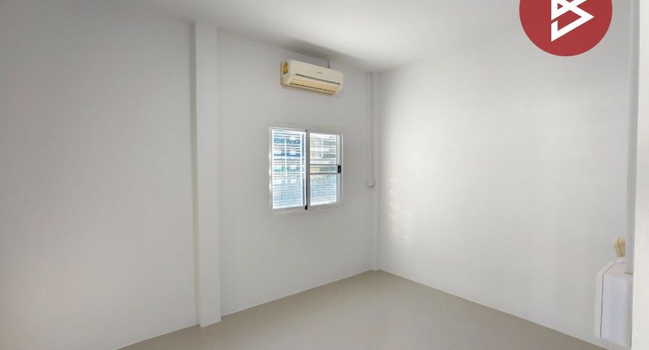 Casa en venta de 3 habitaciones en Ban Pong, Ratchaburi