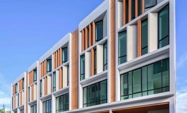 Casa adosada en venta de 3 habitaciones en Chatuchak, Bangkok