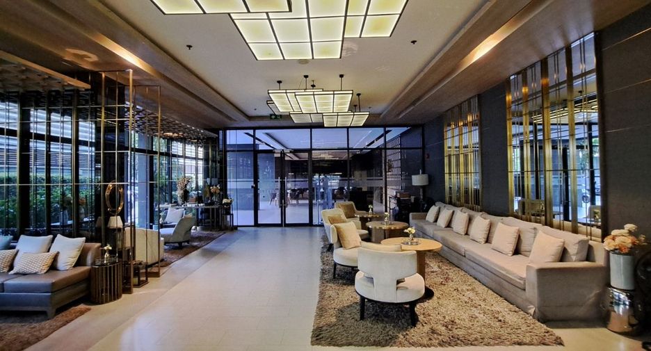 For sale 2 bedrooms condo in Bang Phlat, Bangkok
