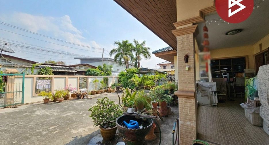 For rent and for sale 4 bedrooms house in Mueang Chon Buri, Chonburi