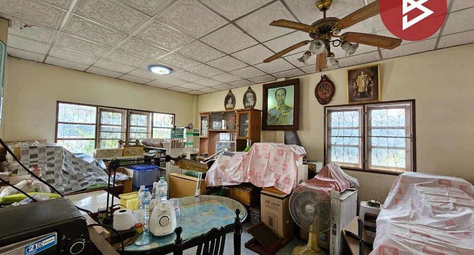 For rent and for sale 4 bedrooms house in Mueang Chon Buri, Chonburi