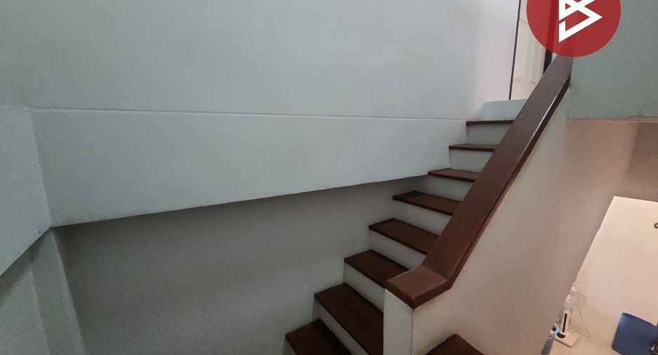 Reihenhaus zum Kauf mit 3 Zimmer in Phan Thong, Chonburi