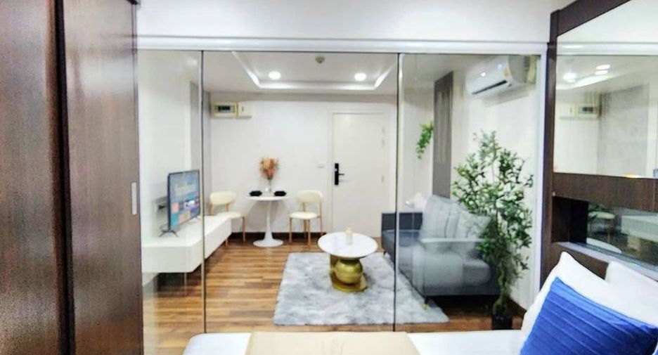 For sale 1 bed condo in Khan Na Yao, Bangkok