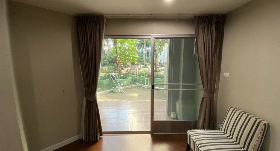 À louer et à vendre 3 chambres condo à Huai Khwang, Bangkok