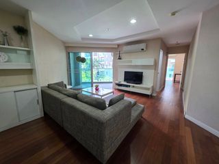 For rent and for sale 2 bedrooms condo in Huai Khwang, Bangkok