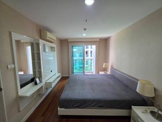 For rent and for sale 2 bedrooms condo in Huai Khwang, Bangkok