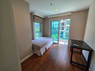 For rent and for sale 2 bedrooms condo in Huai Khwang, Bangkok