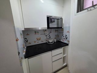出租 和 出售 3 卧室 公寓 在 Huai Khwang, 曼谷