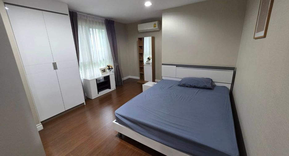 For rent and for sale 3 bedrooms condo in Huai Khwang, Bangkok