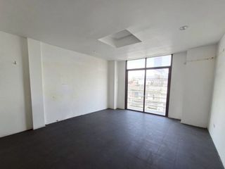 For rent retail Space in Prawet, Bangkok