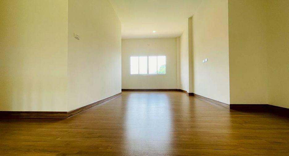 Haus zum Kauf mit 4 Zimmer in Doi Saket, Chiang Mai