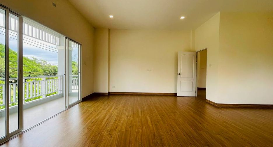 Haus zum Kauf mit 4 Zimmer in Doi Saket, Chiang Mai