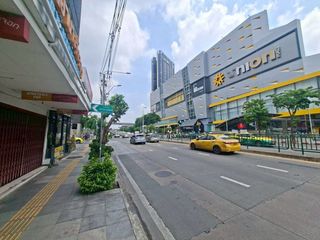 For rent retail Space in Chatuchak, Bangkok