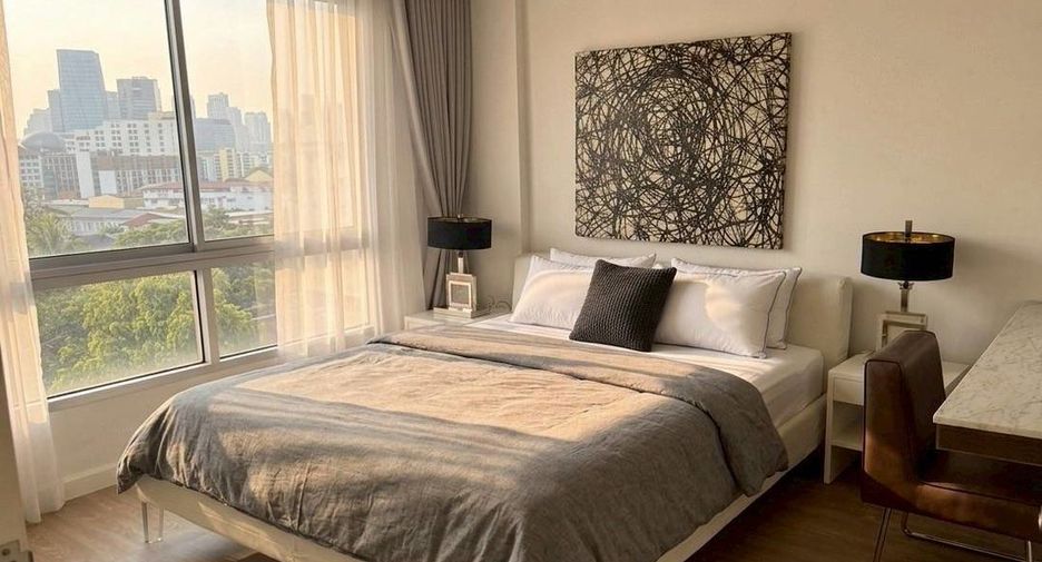 For sale 1 bed condo in Yan Nawa, Bangkok