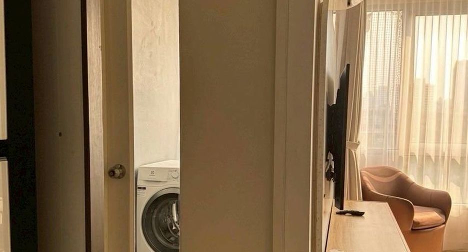 For sale 1 bed condo in Yan Nawa, Bangkok