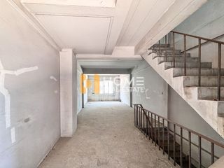 Gewerbefläche zum Kauf mit 2 Zimmer in Si Racha, Chonburi
