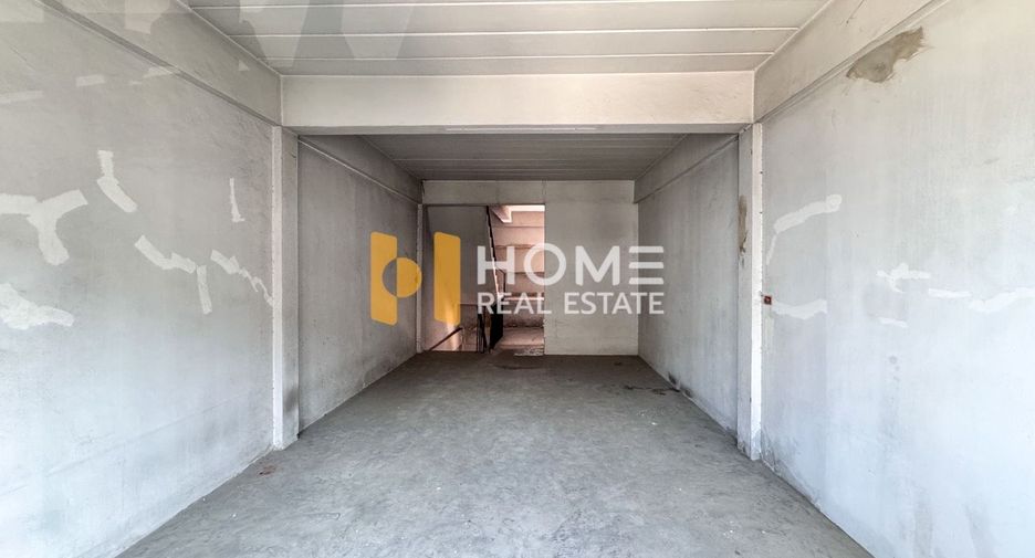 For sale 2 bedrooms retail Space in Si Racha, Chonburi