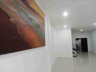 For sale 3 bedrooms retail Space in Mueang Phuket, Phuket