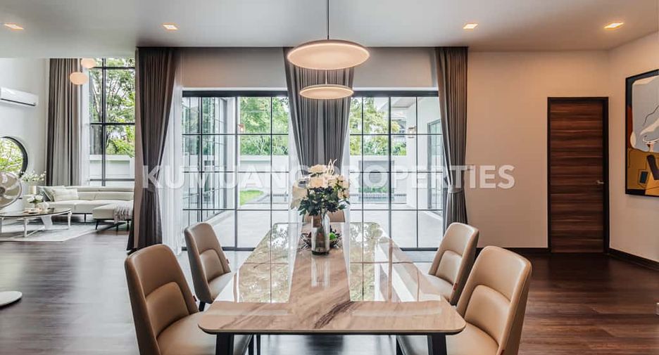 Casa en venta de 4 habitaciones en Mueang Chiang Mai, Chiang Mai