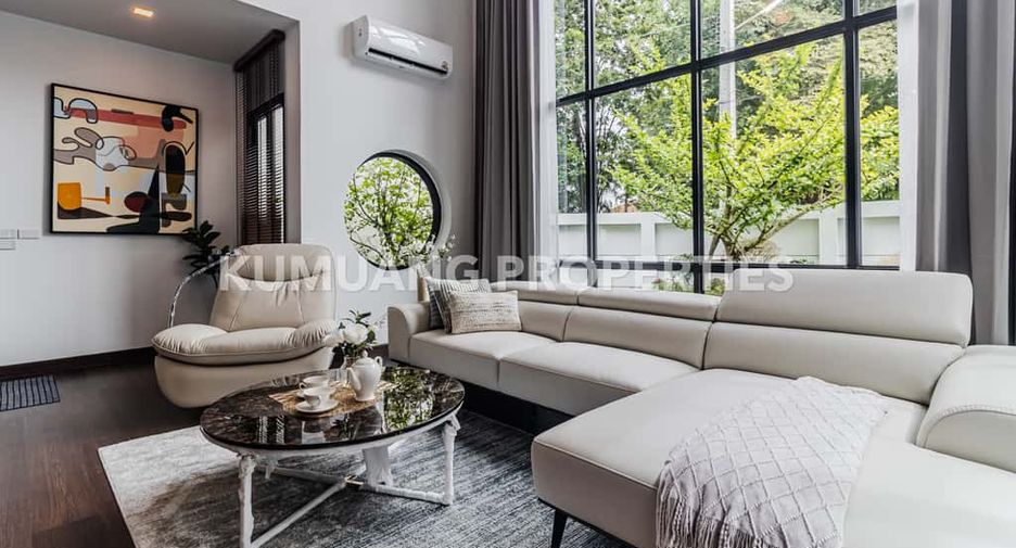 Casa en venta de 4 habitaciones en Mueang Chiang Mai, Chiang Mai