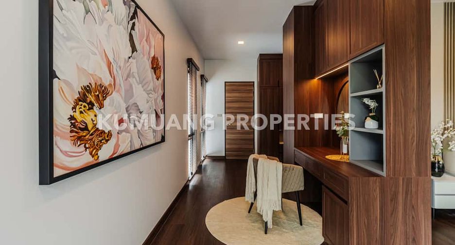 Casa en venta de 4 habitaciones en Mueang Chiang Mai, Chiang Mai