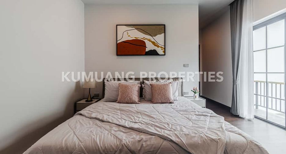 Casa en venta de 4 habitaciones en Mueang Chiang Mai, Chiang Mai