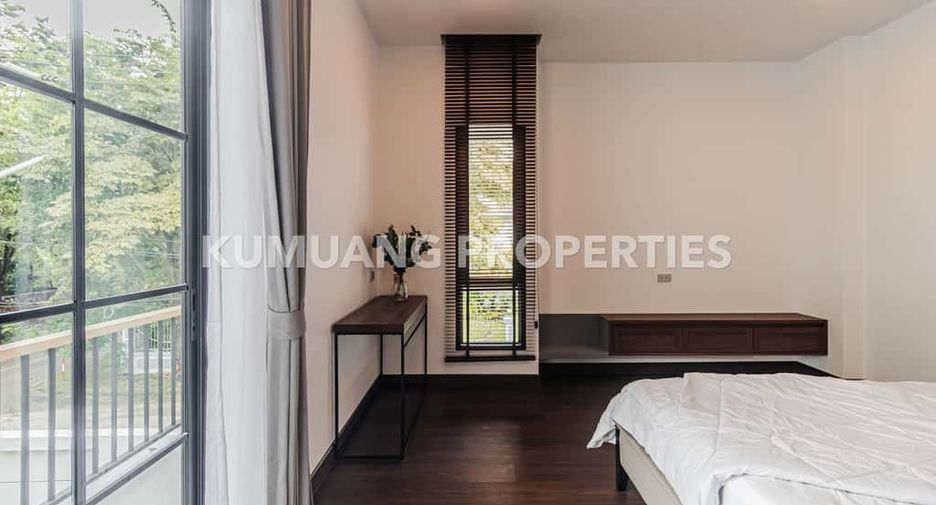 Casa en venta de 4 habitaciones en Mueang Chiang Mai, Chiang Mai