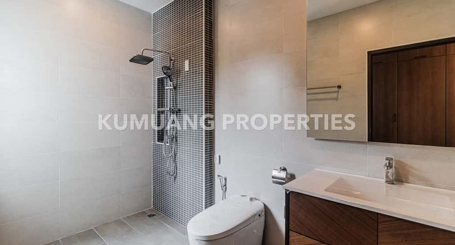 Casa en venta de 4 habitaciones en Mueang Chiang Mai, Chiang Mai