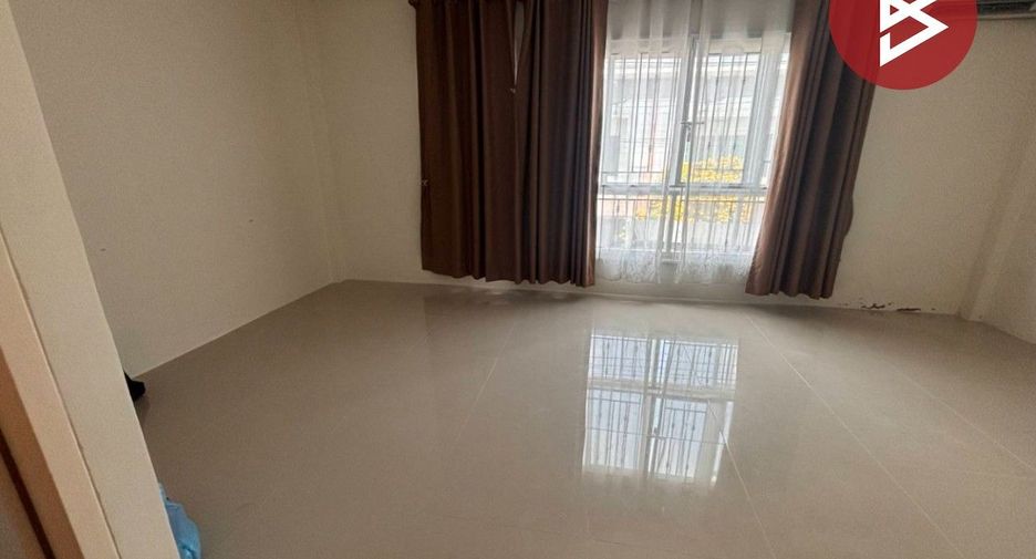 ขาย 3 ห้องนอน ทาวน์เฮ้าส์ ใน เมืองฉะเชิงเทรา, ฉะเชิงเทรา