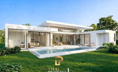 For sale 3 bedrooms villa in Bang Saray, Pattaya