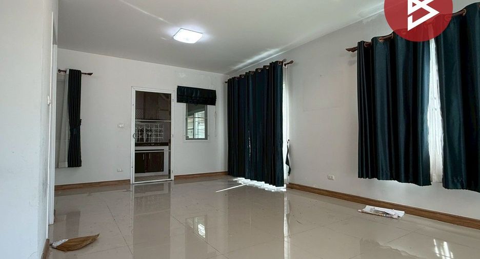 À vendre 3 chambres maison de ville à Thanyaburi, Pathum Thani