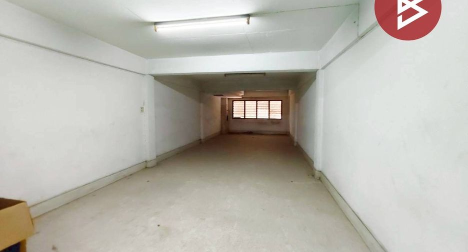 For sale 5 bedrooms retail Space in Bang Bon, Bangkok
