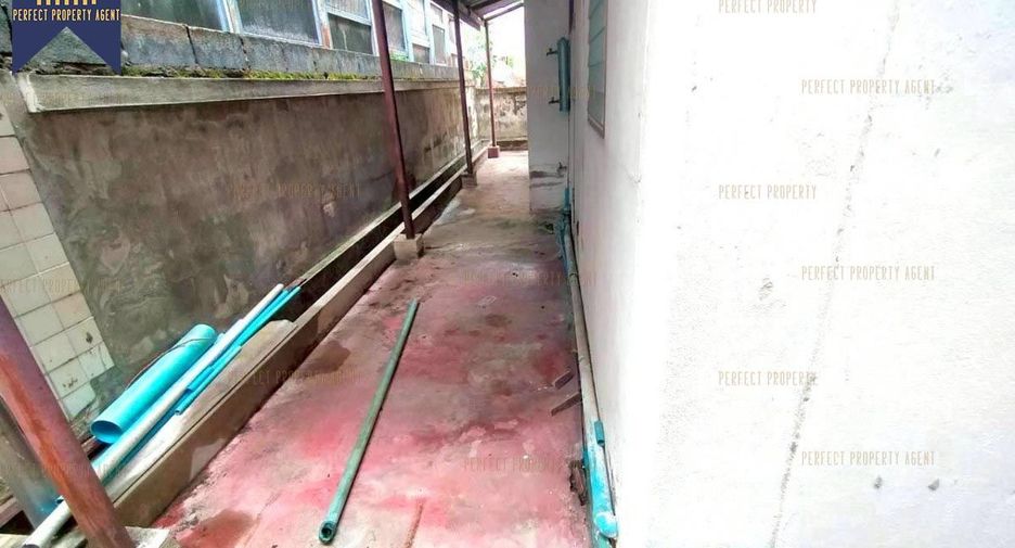 For sale 4 bedrooms house in Suan Luang, Bangkok