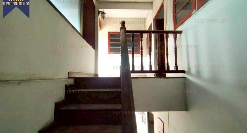For sale 4 bedrooms house in Suan Luang, Bangkok