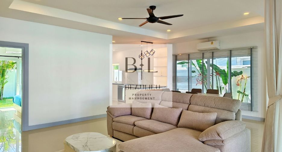For sale 4 bedrooms house in Huay Yai, Pattaya