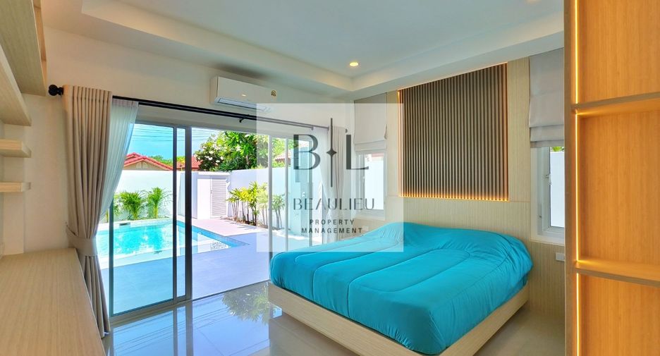 For sale 4 bedrooms house in Huay Yai, Pattaya