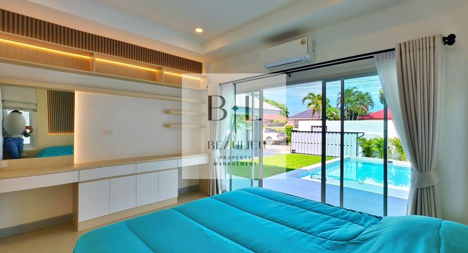For sale 4 bedrooms house in Huay Yai, Pattaya