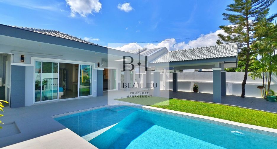 For sale 4 bedrooms house in Huay Yai, Pattaya