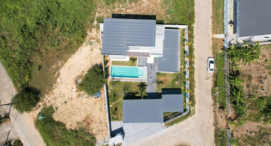 For sale 6 bedrooms house in San Sai, Chiang Mai