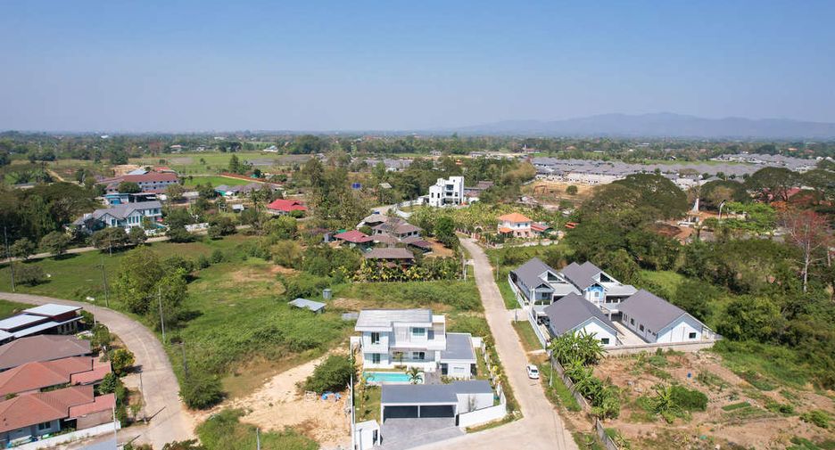 For sale 6 bedrooms house in San Sai, Chiang Mai