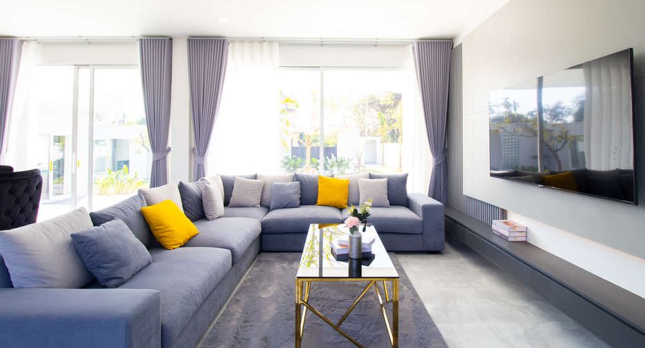 For sale 6 bedrooms house in San Sai, Chiang Mai