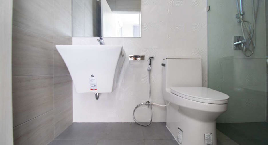 For sale 6 bedrooms house in San Sai, Chiang Mai