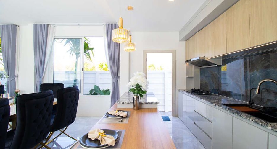 For sale 6 bedrooms house in San Sai, Chiang Mai