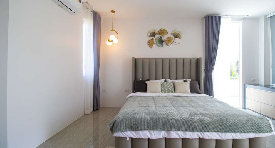 For sale 6 bedrooms house in San Sai, Chiang Mai